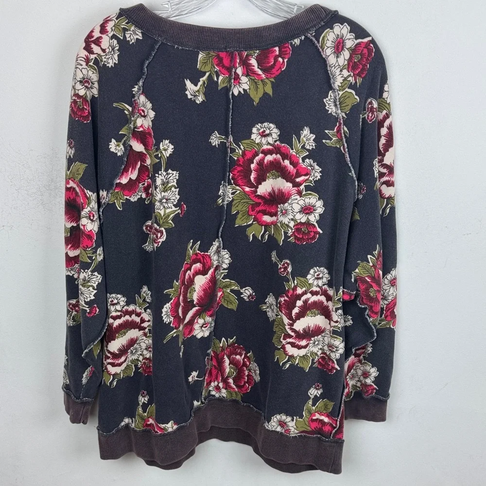 Free People Crewneck - Picture 2 of 9